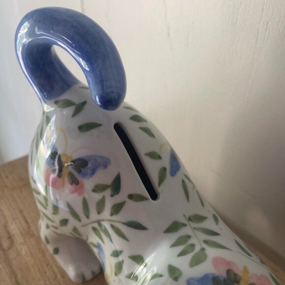 Adorable Blue and White Cat Figurine - Picture 6 of 8